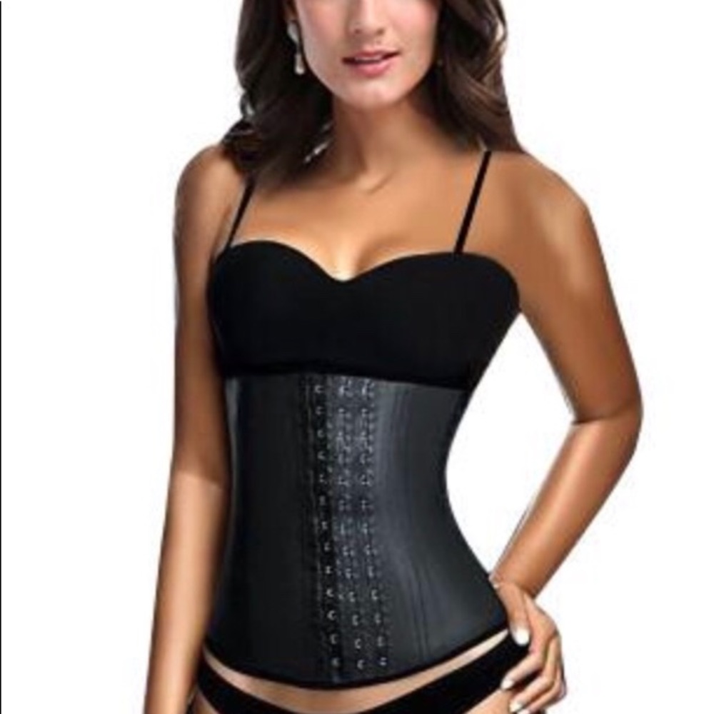 NWOT 9 STEEL BONED BLACK LATEX WAIST TRAINER